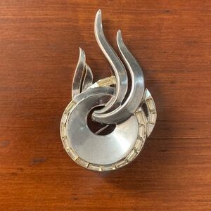 Vintage Alfred Philippe Crown Trifari Brooch Ribbon Fire like